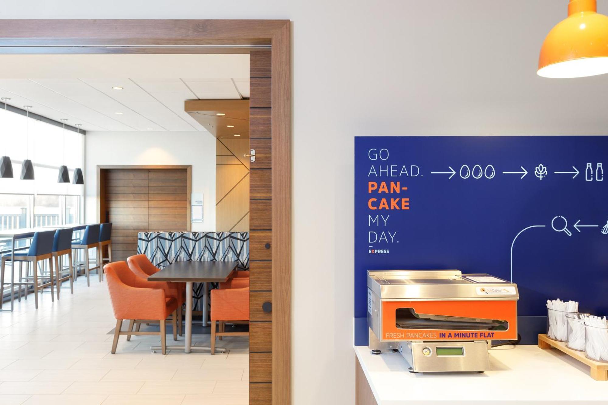 Holiday Inn Express Baltimore At The Stadiums By Ihg Exteriér fotografie